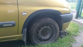 Parafanghini per Nissan Kubistar (1998-2008), versione 5 porte