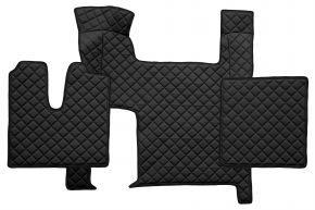 Tappetini in ecopelle Q per MAN TGX (01.2007-12.2017) - automatico - due cassetti - Nero