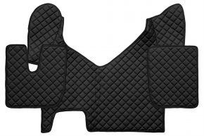 Tappetini in ecopelle Q per IVECO STRALIS HI-WAY (01.2013-12.2016) - automatico - Nero