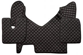 Tappetini in ecopelle Q per IVECO STRALIS HI-WAY (01.2013-12.2016) - automatico - Nero/rosso