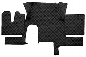 Tappetini in ecopelle Q per MAN TGX (01.2007-12.2017) - automatico - un cassetto - Nero