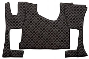 Tappetini in ecopelle Q per MERCEDES ACTROS MP 4 (01.2011-12.2018) - cabina stretta (230 cm) - vano portaoggetti più grande - Nero/rosso