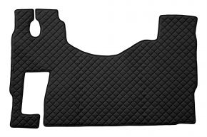 Tappetini in ecopelle Q per MERCEDES ACTROS MP 3 (01.2007-12.2010) - pavimento piatto - sedile passeggero ribaltabile - Nero