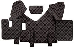 Tappetini in ecopelle Q per IVECO STRALIS XP (01.2016-12.2019) - manuale - Nero/rosso