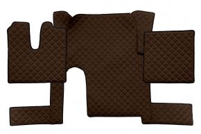 Tappetini in ecopelle Q per MAN TGX (01.2007-12.2017) - manuale - un cassetto - Marrone