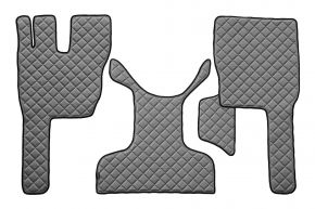 Tappetini in ecopelle Q per VOLVO FM 4 (01.2013-12.2019) - Grigio